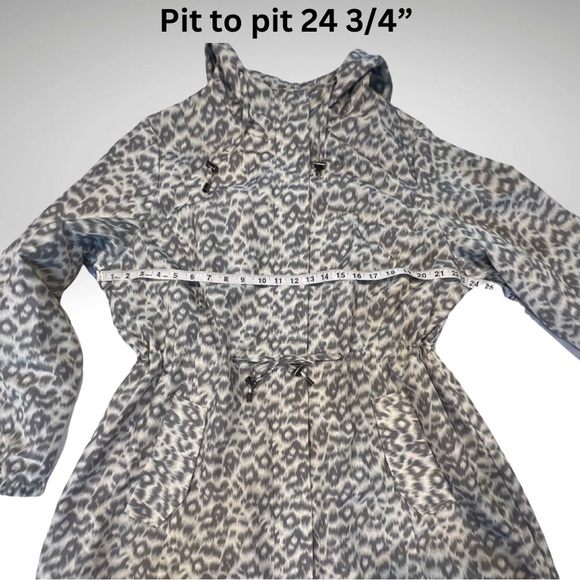 Miss Etam Lightweight Hooded Spring, Fall Leopard Print Rain Jacket 3/4 length - Picture 7 of 16
